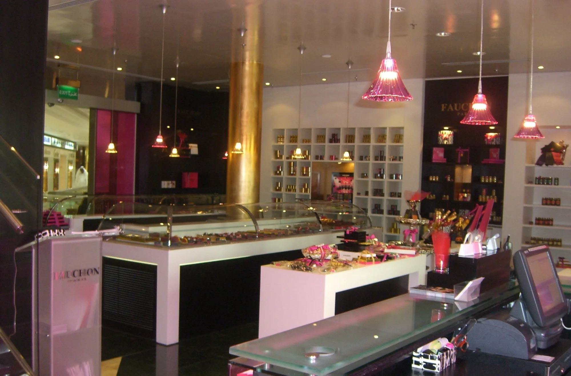 Fauchon Laila Galleria, Kuwait — project view 4